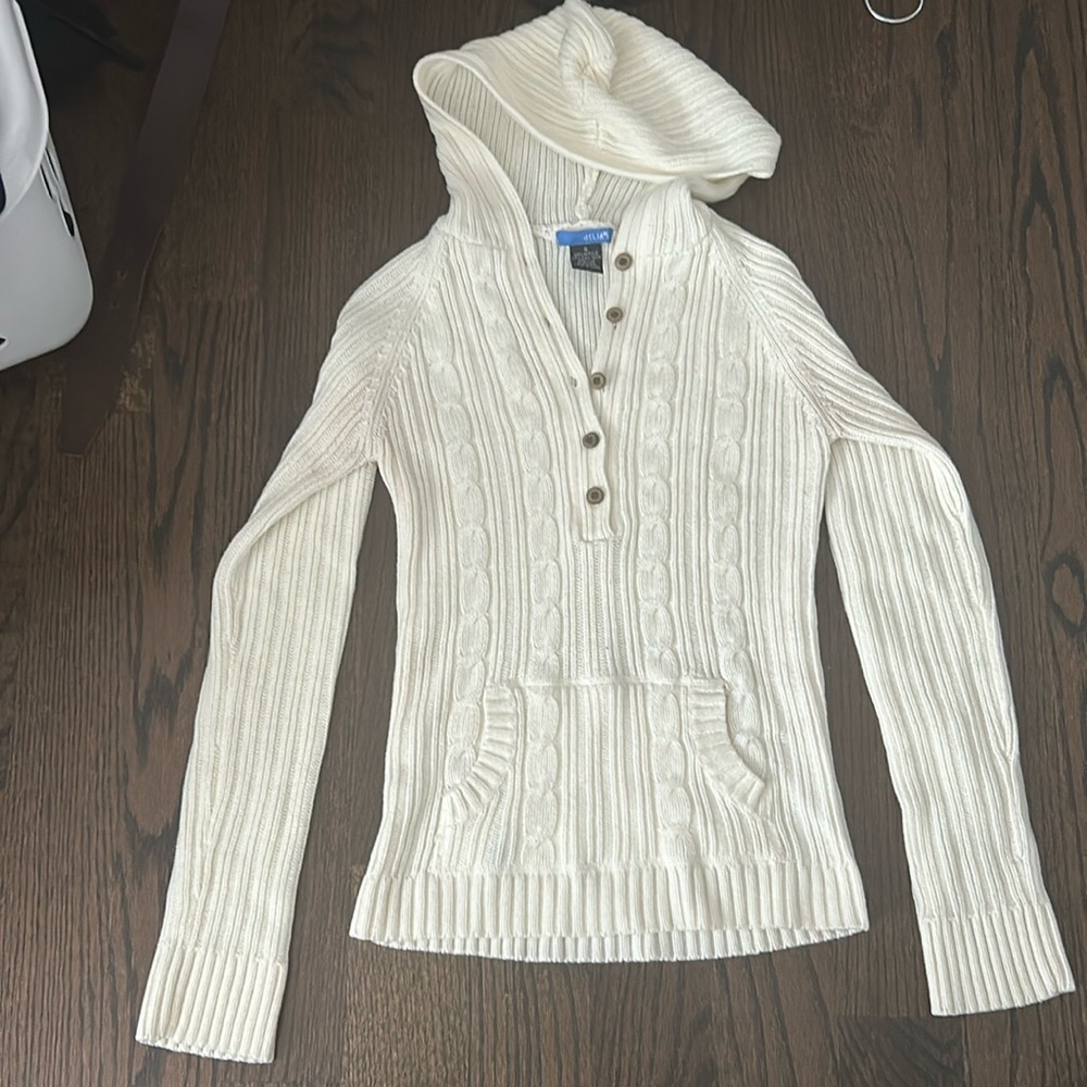 dELiA*S button up sweater size small 100%acrylic 2000s vintage